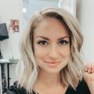 Meet your Posher, Lexi